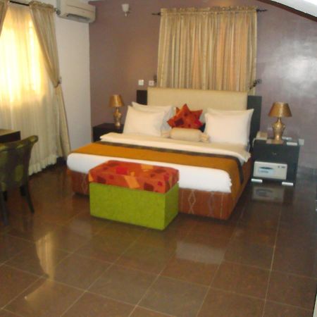 Suru Express Hotel Gra Lagos Zewnętrze zdjęcie