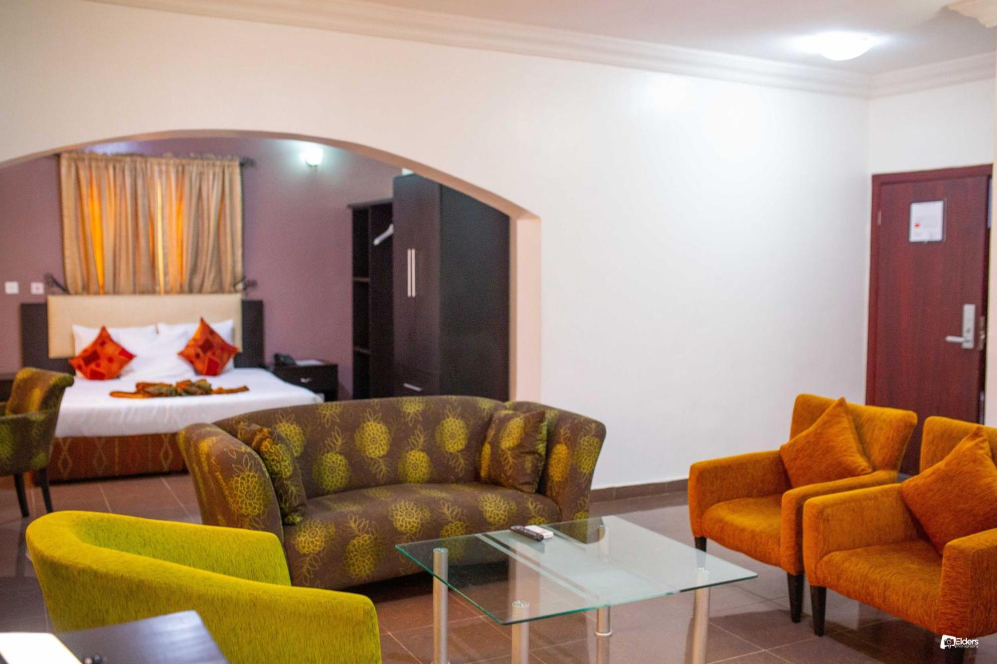Suru Express Hotel Gra Lagos Zewnętrze zdjęcie